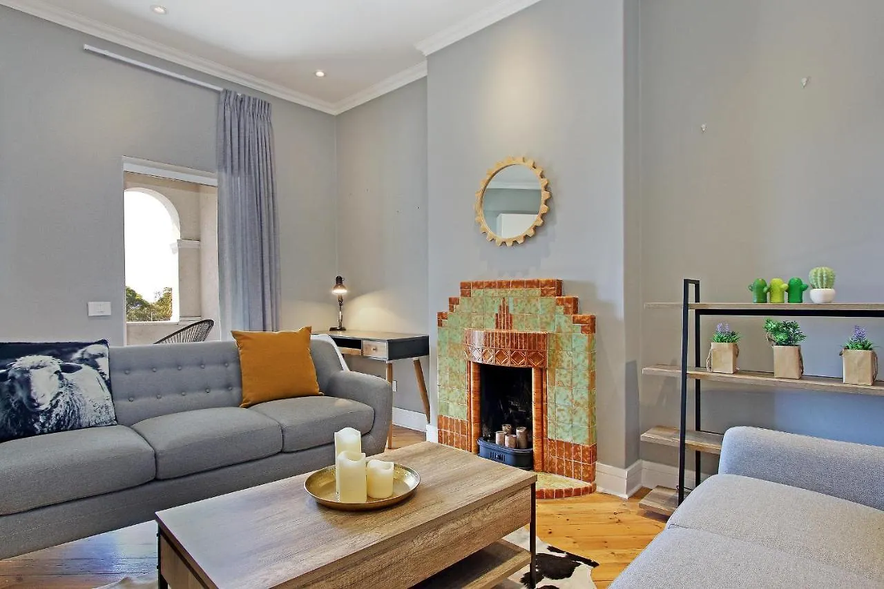 Warwick Mansions 11 Daire Cape Town 0*,